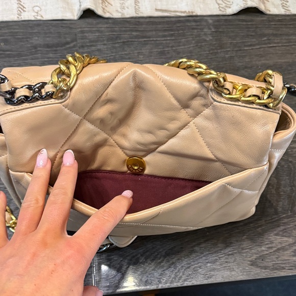 Chic Beige Quilted Women's Bag - Picture 4 of 6